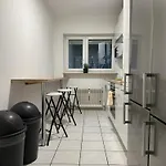 Voll Ausgestattete Mit Einzelbetten - Kueche - Wlan - Pkw-parkplatz * Rödermark