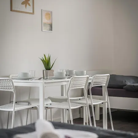 Voll Ausgestattete Mit Einzelbetten - Kueche - Wlan - Pkw-parkplatz Apartamento *