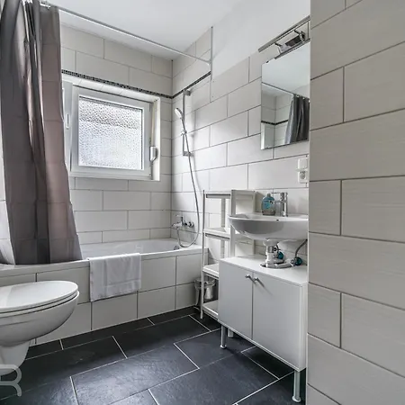 Voll Ausgestattete Mit Einzelbetten - Kueche - Wlan - Pkw-parkplatz