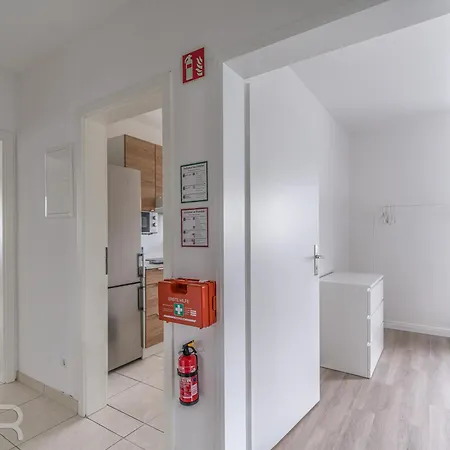 Voll Ausgestattete Mit Einzelbetten - Kueche - Wlan - Pkw-parkplatz *