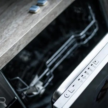 Voll Ausgestattete Mit Einzelbetten - Kueche - Wlan - Pkw-parkplatz *