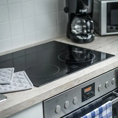 Voll Ausgestattete Mit Einzelbetten - Kueche - Wlan - Pkw-parkplatz Apartamento *