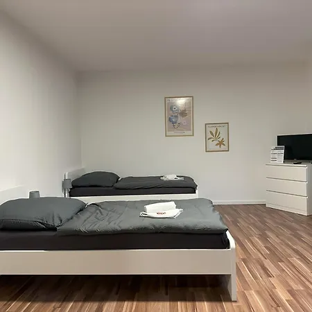 Voll Ausgestattete Mit Einzelbetten - Kueche - Wlan - Pkw-parkplatz Apartamento