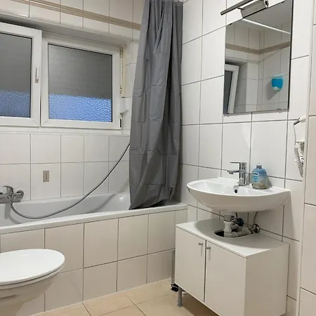 Apartamento Voll Ausgestattete Mit Einzelbetten - Kueche - Wlan - Pkw-parkplatz