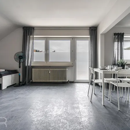 דירה Voll Ausgestattete Mit Einzelbetten - Kueche - Wlan - Pkw-parkplatz *