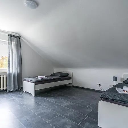 Apartamento Voll Ausgestattete Mit Einzelbetten - Kueche - Wlan - Pkw-parkplatz Rödermark