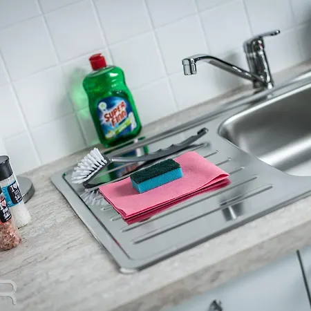 Voll Ausgestattete Mit Einzelbetten - Kueche - Wlan - Pkw-parkplatz