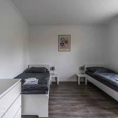 Voll Ausgestattete Mit Einzelbetten - Küche - Wlan - Pkw-parkplatz Apartment Rödermark