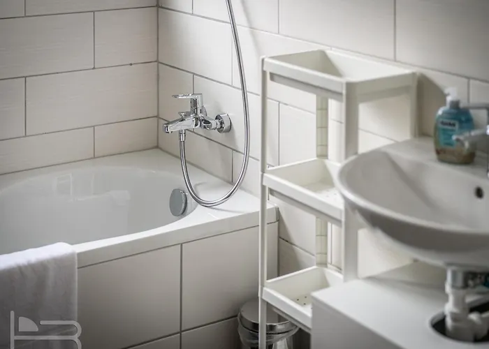 Voll Ausgestattete Mit Einzelbetten - Küche - Wlan - Pkw-parkplatz