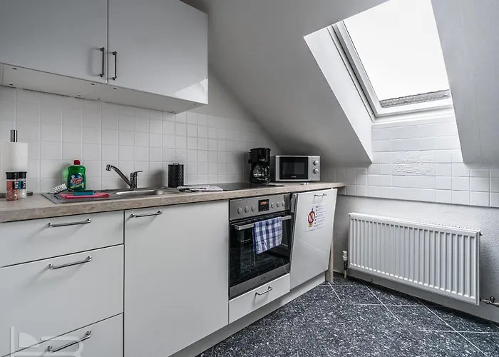 Apartment Voll Ausgestattete Mit Einzelbetten - Küche - Wlan - Pkw-parkplatz *