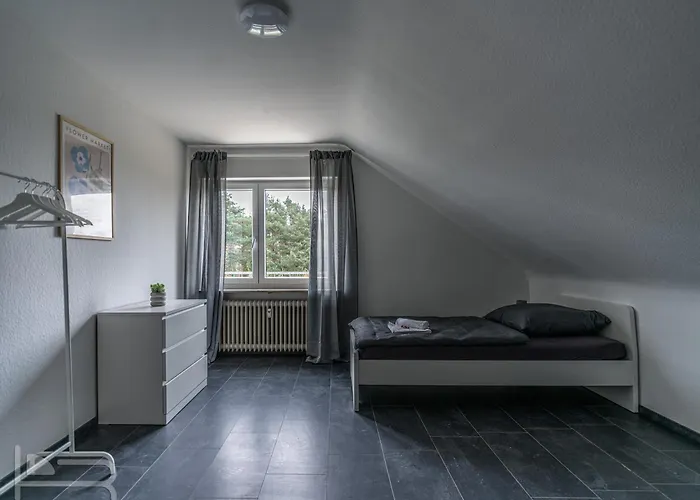 Voll Ausgestattete Mit Einzelbetten - Küche - Wlan - Pkw-parkplatz Apartment *