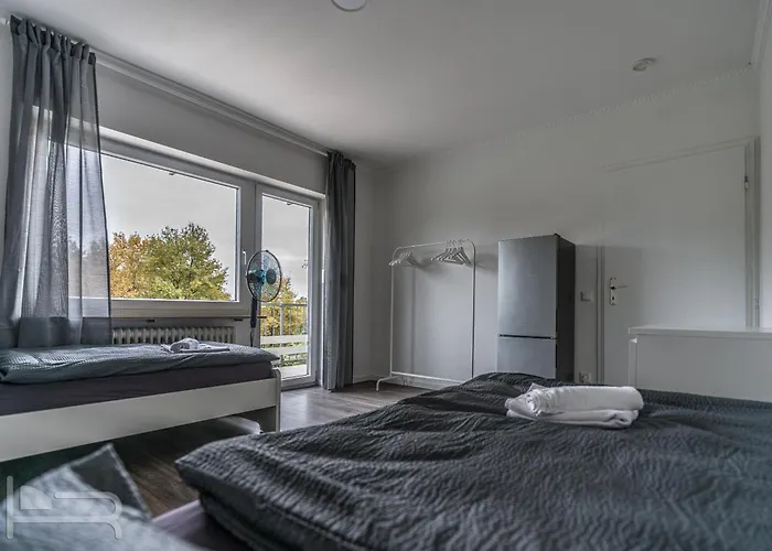 Voll Ausgestattete Mit Einzelbetten - Küche - Wlan - Pkw-parkplatz Apartment