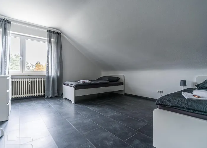 Voll Ausgestattete Mit Einzelbetten - Küche - Wlan - Pkw-parkplatz Apartment