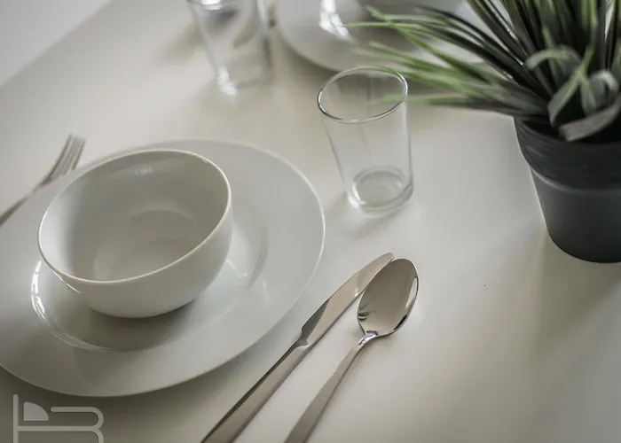 Voll Ausgestattete Mit Einzelbetten - Küche - Wlan - Pkw-parkplatz Apartment